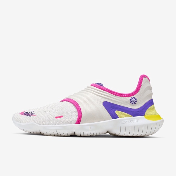 nike womens flyknit free rn